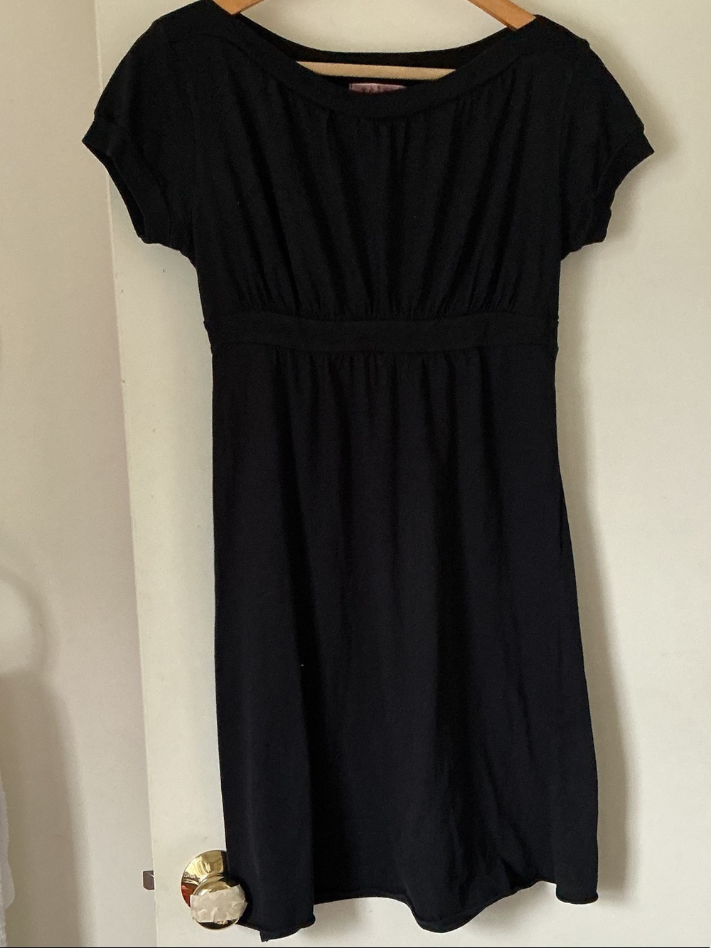 VELVET FROM ANTHROPOLOGIE Classic Black Short-Sleeve Women’s Dress